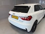 Audi A1 Sportback Pro Line 30TFSi 110pk | 18" Zwarte lichtmetalen velgen | Carplay | Donker getint glas | Cruise control |