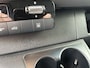 Mercedes-Benz eSprinter 320 L2 H2 Pro 81kWh / Snel laden 115Kw / Trekhaak / MBUX / Navigatie / Camera / Cruise control / Airco / 270 Graden achterdeuren .