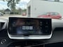 Peugeot 2008 1.2 Turbo 100PK Allure Pack | Navigatie | 3D Virtual Cockpit | LED Verlichting | Half Lederen Bekleding | Keyless Start | Climate Control | Cruise Control | 17 Inch Lichtmetalen Velgen |