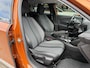 Peugeot 2008 1.2 Turbo 100PK Allure Pack | Navigatie | 3D Virtual Cockpit | LED Verlichting | Half Lederen Bekleding | Keyless Start | Climate Control | Cruise Control | 17 Inch Lichtmetalen Velgen |