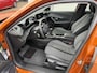 Peugeot 2008 1.2 Turbo 100PK Allure Pack | Navigatie | 3D Virtual Cockpit | LED Verlichting | Half Lederen Bekleding | Keyless Start | Climate Control | Cruise Control | 17 Inch Lichtmetalen Velgen |