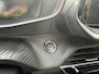 Peugeot 2008 1.2 Turbo 100PK Allure Pack | Navigatie | 3D Virtual Cockpit | LED Verlichting | Half Lederen Bekleding | Keyless Start | Climate Control | Cruise Control | 17 Inch Lichtmetalen Velgen |