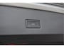 Volkswagen T-Roc 1.5 TSI R-Line Edition Camera, Stoel/stuurverwarming, Adaptive cruise, IQ-light
