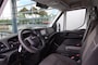 IVECO Daily 35S16V 2.3 L2H2 156pk Airco Cruise, Camera, Trekhaak 3500kg