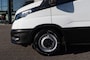 IVECO Daily 35S16V 2.3 L2H2 156pk Airco Cruise, Camera, Trekhaak 3500kg