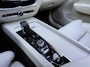 Volvo XC60 2.0 B5 Momentum 1e eigenaar | Dealer onderhouden | Panoramadak | Harman Kardon | 360° camera