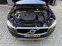 Volvo XC60 2.0 B5 Momentum 1e eigenaar | Dealer onderhouden | Panoramadak | Harman Kardon | 360° camera