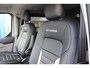 Ford Transit Custom 320 2.5 PHEV L2H1 Grey Platinum DC | Dubbele Cabine | Rijklaar | Dubbele zijschuifdeur | Dual-zone automatische airconditioning | Privacy glass | Groot middenconsole | Trekhaakvoorbereiding | Centrale dubbele vergrendeling | Driver Assistent Pack Ultimate | Verwarmbaar stuurwiel | 2 AGM accus | PHEV 1-fase oplaadkabel 10m | Vehicle Integration System