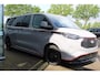 Ford Transit Custom 320 2.5 PHEV L2H1 Grey Platinum DC | Dubbele Cabine | Rijklaar | Dubbele zijschuifdeur | Dual-zone automatische airconditioning | Privacy glass | Groot middenconsole | Trekhaakvoorbereiding | Centrale dubbele vergrendeling | Driver Assistent Pack Ultimate | Verwarmbaar stuurwiel | 2 AGM accus | PHEV 1-fase oplaadkabel 10m | Vehicle Integration System