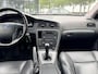 Volvo V70 2.4 Edition II | Cruise | Clima | Stoelverwarming | Trekhaak | Leer | Volledig Onderhouden | Nette Staat!