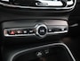 Volvo XC40 1.5 T4 Plug-in hybrid Ultimate Bright AUTOMAAT | SPORTSTOELEN | PANORAMADAK | NAVIGATIE | CAMERA | HARMAN KARDON | APPLE CARPLAY | STOELVERWARMING | CLIMA | ADAPTIEVE CRUISE | 12 MAANDEN BOVAG GARANTIE | 12 MAANDEN BOVAG GARANTIE |