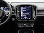 Volvo XC40 1.5 T4 Plug-in hybrid Ultimate Bright AUTOMAAT | SPORTSTOELEN | PANORAMADAK | NAVIGATIE | CAMERA | HARMAN KARDON | APPLE CARPLAY | STOELVERWARMING | CLIMA | ADAPTIEVE CRUISE | 12 MAANDEN BOVAG GARANTIE | 12 MAANDEN BOVAG GARANTIE |