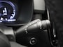 Volvo XC40 1.5 T4 Plug-in hybrid Ultimate Bright AUTOMAAT | SPORTSTOELEN | PANORAMADAK | NAVIGATIE | CAMERA | HARMAN KARDON | APPLE CARPLAY | STOELVERWARMING | CLIMA | ADAPTIEVE CRUISE | 12 MAANDEN BOVAG GARANTIE | 12 MAANDEN BOVAG GARANTIE |