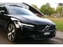 Volvo V60 2.0 T8 Plug-in hybrid AWD Aut 335kW 456Pk bj 2024 Ultra Dark Fully Loaded 1e eigenaar Full Option met maar 13666km Nieuw