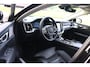 Volvo V60 2.0 T8 Plug-in hybrid AWD Aut 335kW 456Pk bj 2024 Ultra Dark Fully Loaded 1e eigenaar Full Option met maar 13666km Nieuw