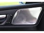 Volvo V60 2.0 T8 Plug-in hybrid AWD Aut 335kW 456Pk bj 2024 Ultra Dark Fully Loaded 1e eigenaar Full Option met maar 13666km Nieuw