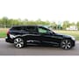 Volvo V60 2.0 T8 Plug-in hybrid AWD Aut 335kW 456Pk bj 2024 Ultra Dark Fully Loaded 1e eigenaar Full Option met maar 13666km Nieuw