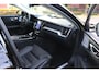 Volvo V60 2.0 T8 Plug-in hybrid AWD Aut 335kW 456Pk bj 2024 Ultra Dark Fully Loaded 1e eigenaar Full Option met maar 13666km Nieuw