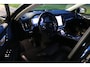 Volvo V60 2.0 T8 Plug-in hybrid AWD Aut 335kW 456Pk bj 2024 Ultra Dark Fully Loaded 1e eigenaar Full Option met maar 13666km Nieuw