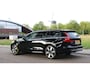 Volvo V60 2.0 T8 Plug-in hybrid AWD Aut 335kW 456Pk bj 2024 Ultra Dark Fully Loaded 1e eigenaar Full Option met maar 13666km Nieuw
