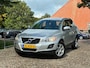 Volvo XC60 2.4D AWD Kinetic | Automaat + Cruise + Clima nu € 5.975,-!!!