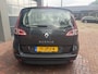 Renault Scenic 1.6 Expression Hoge Zit Bj 2009 Km 166.000 Nap 2e eigenaar airco,cruise,clima,trekhaak