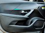 Peugeot 2008 1.2 PureTech 131PK Allure Pack + LED|DAB|Navi|Apple|Android|Leder/Stof|PDC|Camera|Lane|Climate|Cruise|17"LMV
