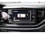 Volkswagen Polo 1.0 TSI Life O.a.: ACC, Carplay, Lane Assist, Pdc met Park. hulp, All-Season banden, Dab, Etc..   Rijklaar! All-in prijs!