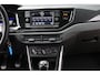 Volkswagen Polo 1.0 TSI Life O.a.: ACC, Carplay, Lane Assist, Pdc met Park. hulp, All-Season banden, Dab, Etc..   Rijklaar! All-in prijs!