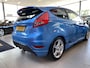 Ford Fiesta 1.6 Ghia,ST Line Pakket,Apple Carplay Android/Auto,Parkeerassistent,Airco,Elektrischpakket,Bluetooth,Spoilerkit,Sportstoelen,16 Inch Lmv