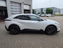 Toyota C-HR / C-HR+ First Edition 77 kWh NIEUW & DIRECT LEVERBAAR! STOEL/STUURWIELVERWARMING WARMTEPOMP PDC VOOR + ACHTER CAMERA