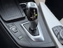 BMW 3-Serie Touring 320d High Executive BWJ 2017 AUTOMAAT | LEDER | STOELVERW. | ELEK. TREKHAAK | ELEK. ACHTERKLEP | ZWARTE HEMEL | DRAADLOZE TELEFOONLADER | CLIMA |