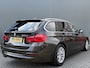 BMW 3-Serie Touring 320d High Executive BWJ 2017 AUTOMAAT | LEDER | STOELVERW. | ELEK. TREKHAAK | ELEK. ACHTERKLEP | ZWARTE HEMEL | DRAADLOZE TELEFOONLADER | CLIMA |