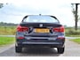 BMW 3-Serie Gran Turismo Sportline | Leer | Trekahaak af Fabriek | Adaptieve Cuise | 320i High Executive Parkeerhulp v/a | DAB | Draadloosladen |