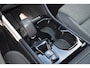 Volvo XC40 B4 Automaat Plus Dark | Semi Elek. Inklapbare Trekhaak | Elek. bedienbare voorstoelen met geheugen | Harman Kardon Audio Systeem | Blis | Adaptive Cruise Controle |