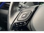 Toyota C-HR / C-HR+ 1.8 Hybrid Bi-Tone / JBL Audio / Stuur en Stoelverwarming / Parkeersensoren v&a / Camera /