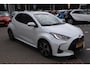 Toyota Yaris HYBRID 115 DYNAMIC COMFORT-PACK LED 16"LMV PRIVACY-GLASS ALL-SEASON BLISS PARK-SENSOREN STUUR/STOELVERW.
