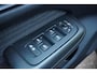 Volvo V60 2.0 B3 Essential Automaat | Airco | Navigatie | Carplay | Trekhaak | Vol opties | Inruil mogelijk