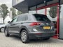 Volkswagen Tiguan 1.4 TSI Comfortline Business | Trekhaak | Adaptieve Cruise Control | Navigatie | Stoelverwarming | Apple Carplay | Android Auto | Climate Control |