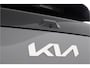 Kia EV3 Plus 81.4 kWh - Stoel/stuurwiel verwarming - Adaptieve Cruisecontrole - LED lampen - V2L - - Fabrieksgarantie tot 04-2032