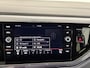Volkswagen Polo 2.0 TSI 200pk 6-DSG GTI Navigatie / Apple en Andoid carplay / Stoelverwarming /4 Seizoenen banden