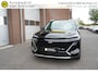 Geely Starray EM-i 1.5 Pro 262pk PLUG-IN HYBRIDE NIEUW! 6X OP VOORRAAD DIV. KLEUREN - 8 JAAR GARANTIE LEDER - 360 CAM - STOEL- EN STUURVERWARMING - 18 INCH LMV - ADAPT. CRUISE - DAB+ - DODEHOEK - FULL LED - LANE ASSIST - PRIVACYGLAS