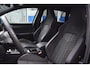 Volkswagen Golf Variant 1.5 eTSI 150pk R-Line Edition Automaat | Apple Carplay & Android Auto | Airco ECC | Camera achter | Parkeersensoren voor en achter | Stoel verwarming | Isofix Bevestigingspunten | Zeer Compleet!!!