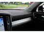 Volvo XC40 1.5 T4 Recharge Inscription | Achteruitrijcamera | Trekhaak 1800kg | Stuur en stoelverw. | Keyless |