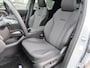 Toyota Urban Cruiser Executive 61 kWh All Seasons Panoramadak