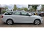 Skoda Octavia Combi 1.0 TSI Greentech Ambition Business. Cruise, carplay, afn. trekhaak, navi, bluetooth, front assist, etc.