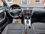 Skoda Octavia Combi 1.0 TSI Greentech Ambition Business. Cruise, carplay, afn. trekhaak, navi, bluetooth, front assist, etc.