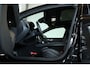 Volvo V60 T8 Plug-in hybrid AWD Ultra Dark | Panoramadak | Semi Electrische Wegklapbare Trekhaak | Premium audio by Harman Kardon | 360° Parkeercamera | Verwarmbare voorstoelen en stuurwiel | Parkeersensoren voor + achter |