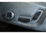 Volvo V60 T8 Plug-in hybrid AWD Ultra Dark | Panoramadak | Semi Electrische Wegklapbare Trekhaak | Premium audio by Harman Kardon | 360° Parkeercamera | Verwarmbare voorstoelen en stuurwiel | Parkeersensoren voor + achter |