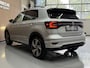 Volkswagen T-Cross 1.5 TSI 150pk Style R-Line | Camera | PDC V+A | Navi | 18" | ACC | Stoelverwarming | Dodehoek |